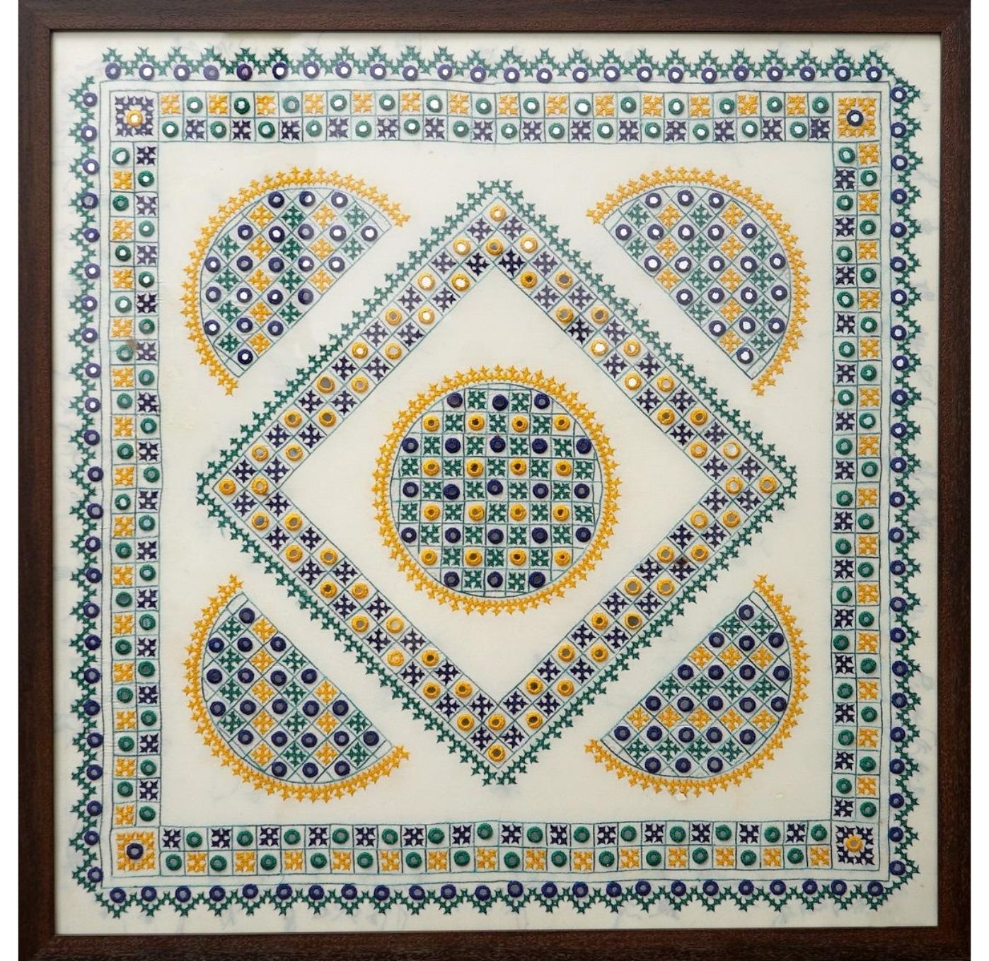 Rangoli – Hand Embroidered Chakdo